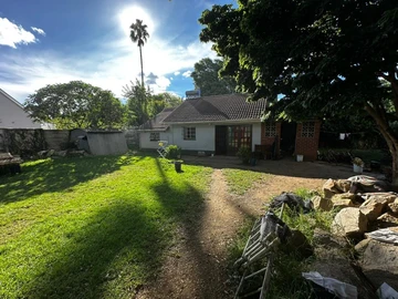 6 Bedroom House